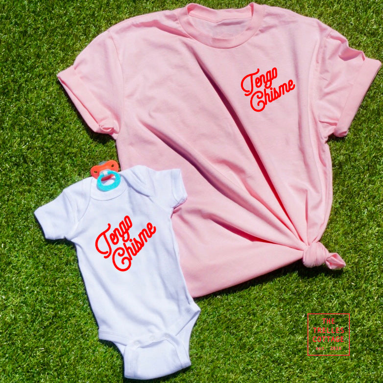 Tengo Chisme Unisex T-Shirt