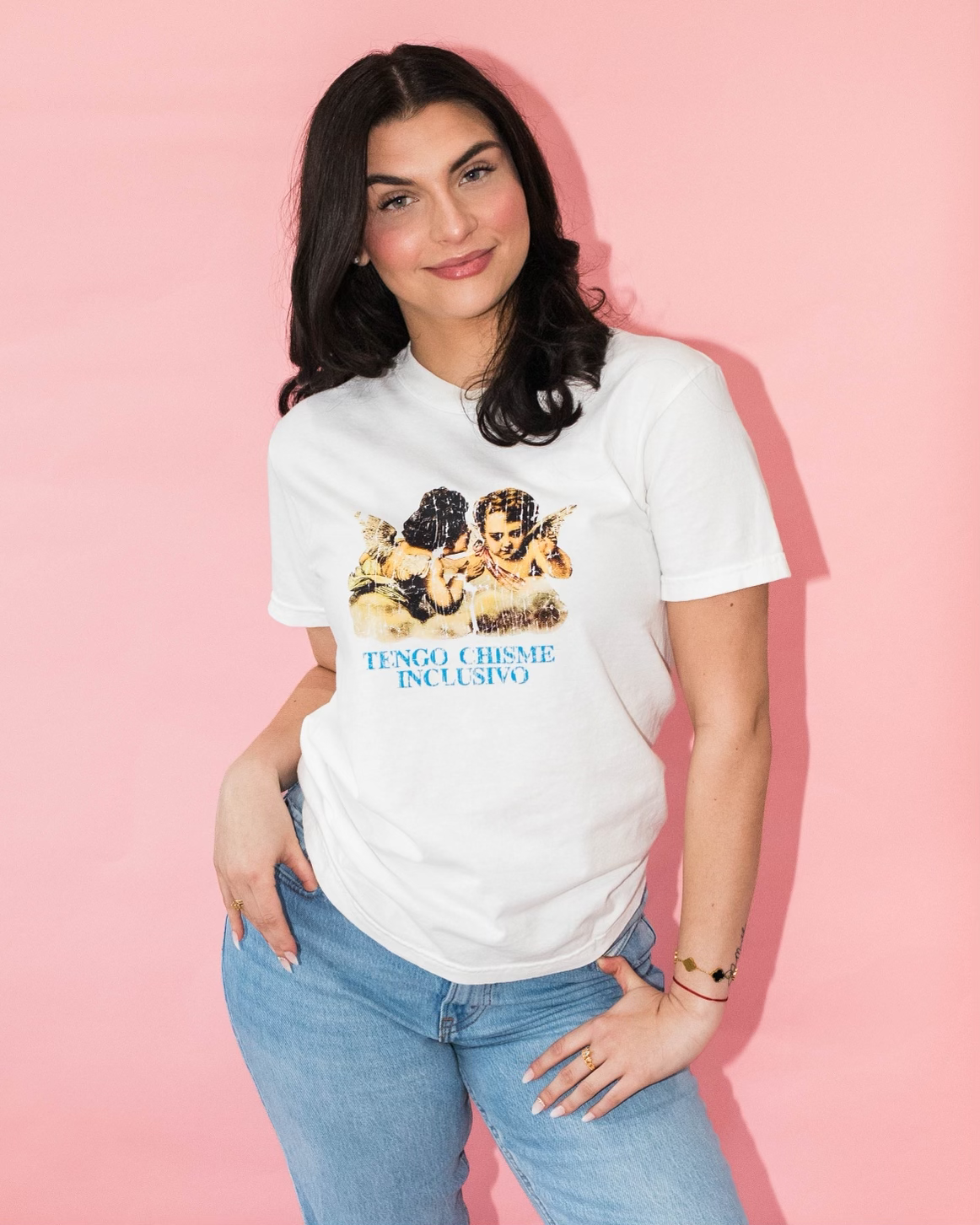 Tengo Chisme Inclusivo T-shirt