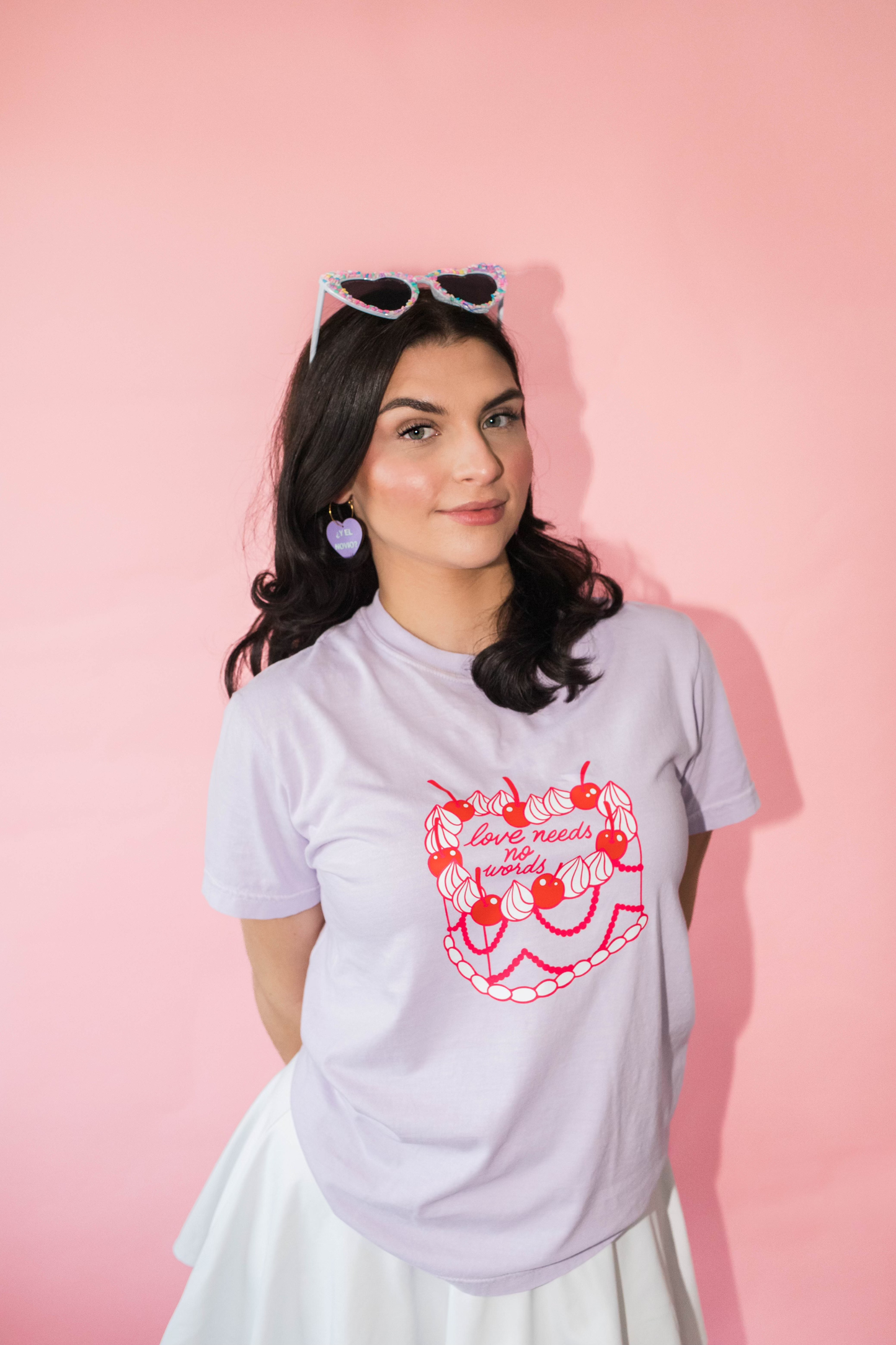 Love Needs No Words Cake T-shirt