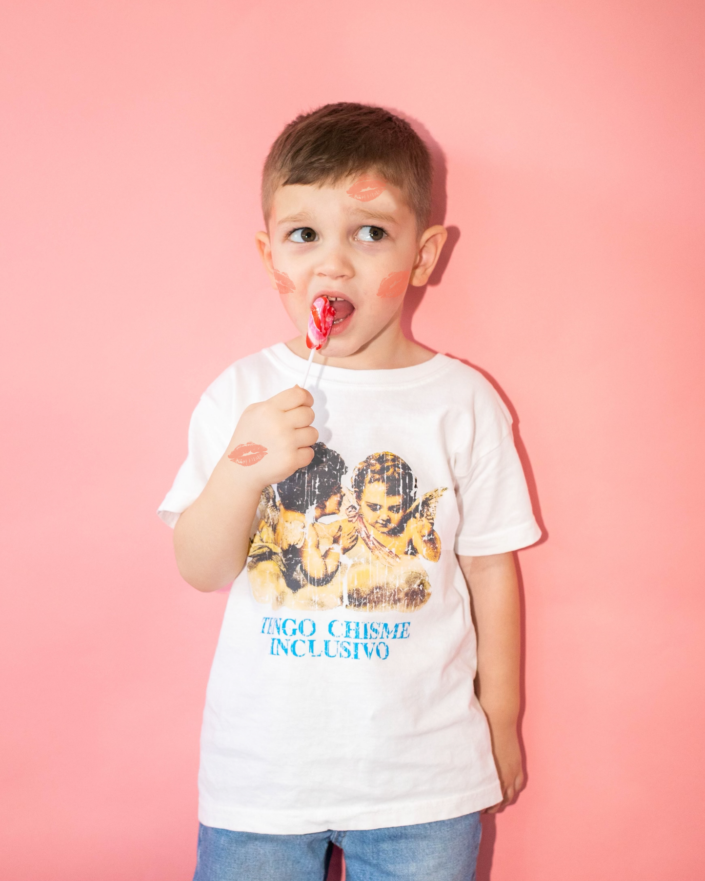 Tengo Chisme Inclusivo T-shirt