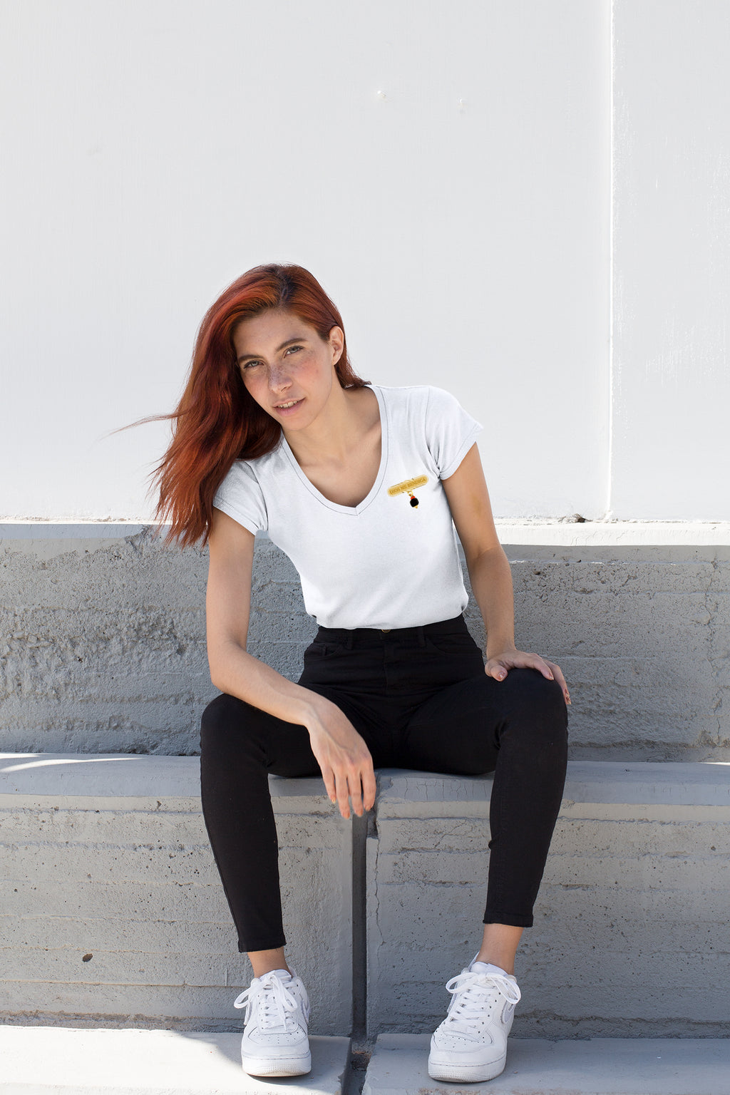 Azabache - Dios Me Bendiga V-Neck T-Shirt