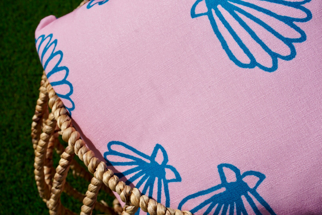 Happy Clam Pillow
