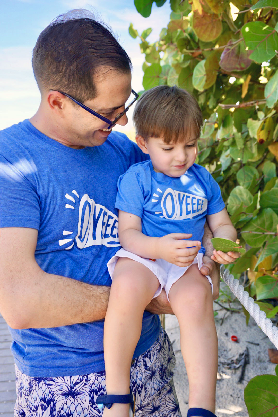 Oyeee Infant Bodysuit