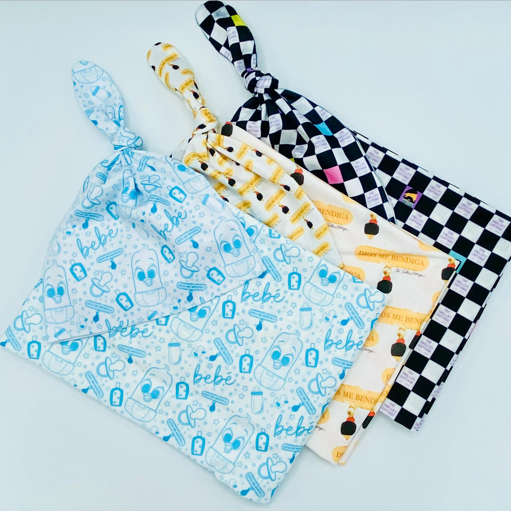 Swaddle Baby Blanket & Knotted Hat Set