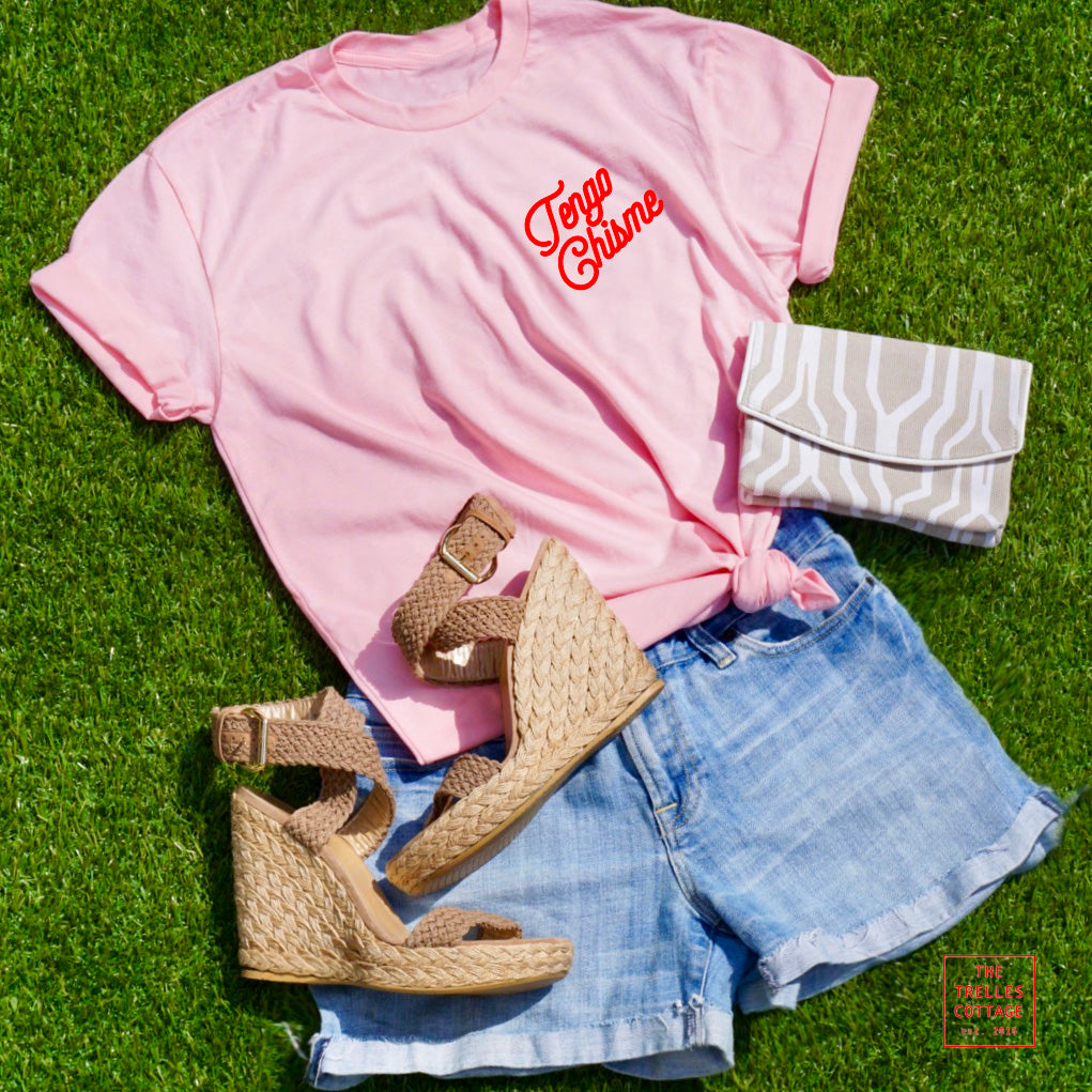 Tengo Chisme Unisex T-Shirt