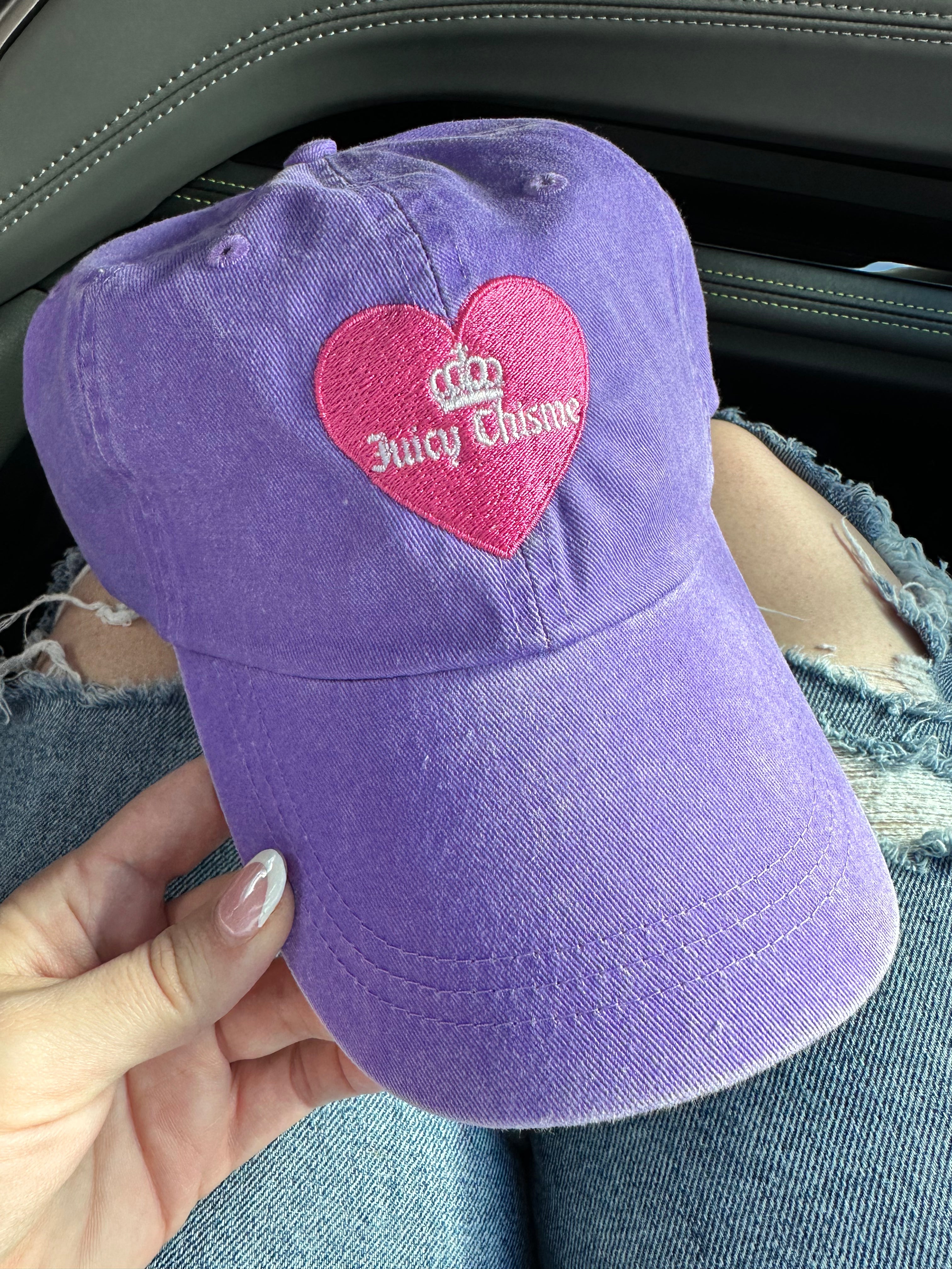 Juicy Chisme Hat