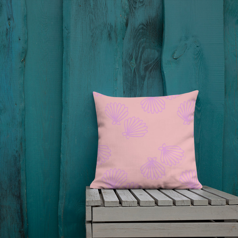 Happy Clam Pillow