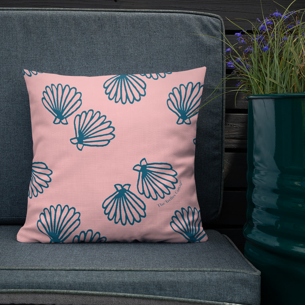 Happy Clam Pillow